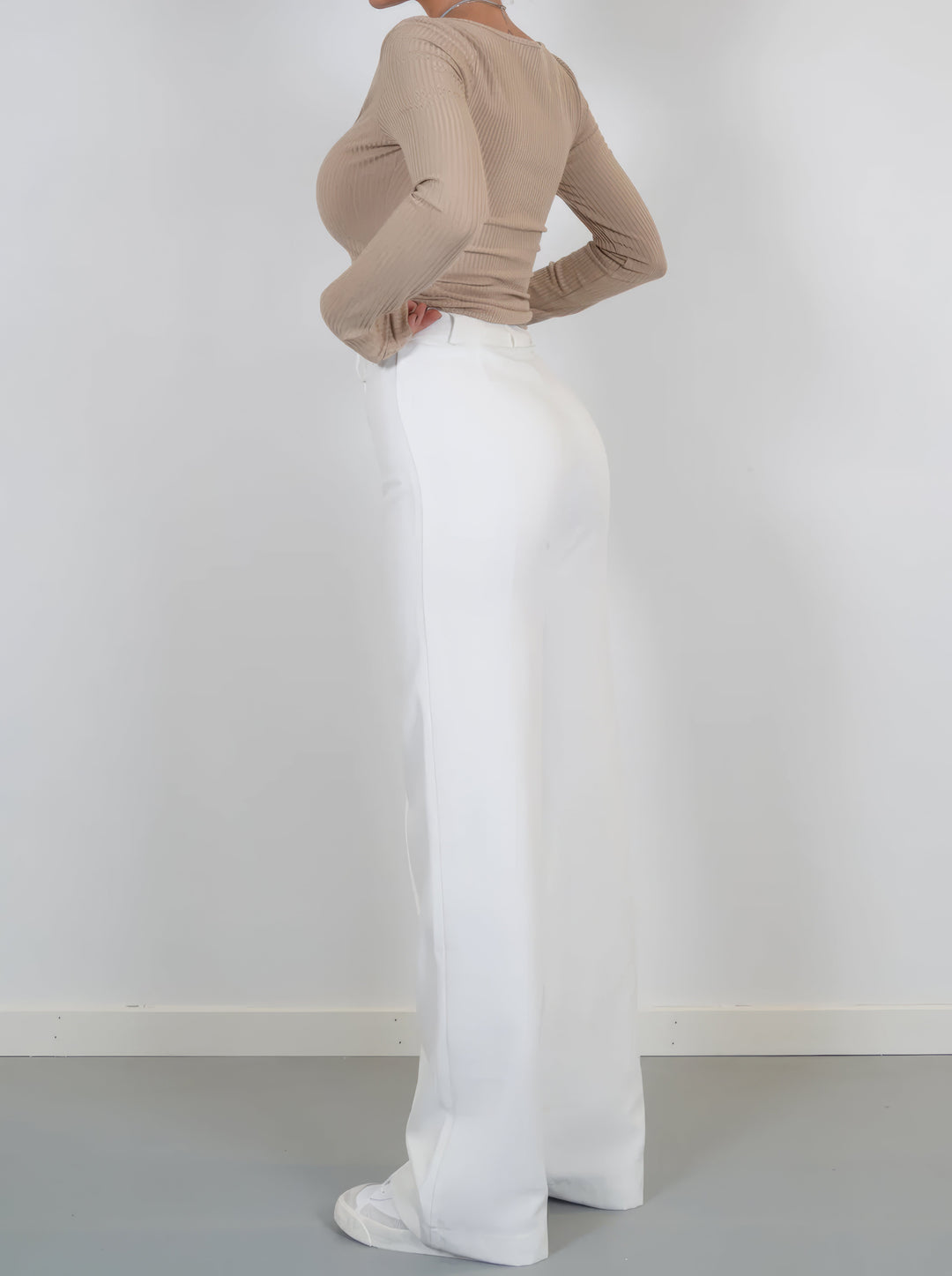Chloe | Sophisticated And Relaxed Wide Leg Pants