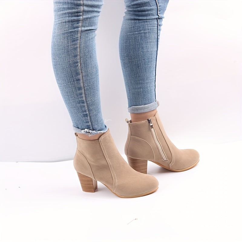 Isla | Vielseitige Ankle Boots in Velourslederoptik mit Blockabsatz