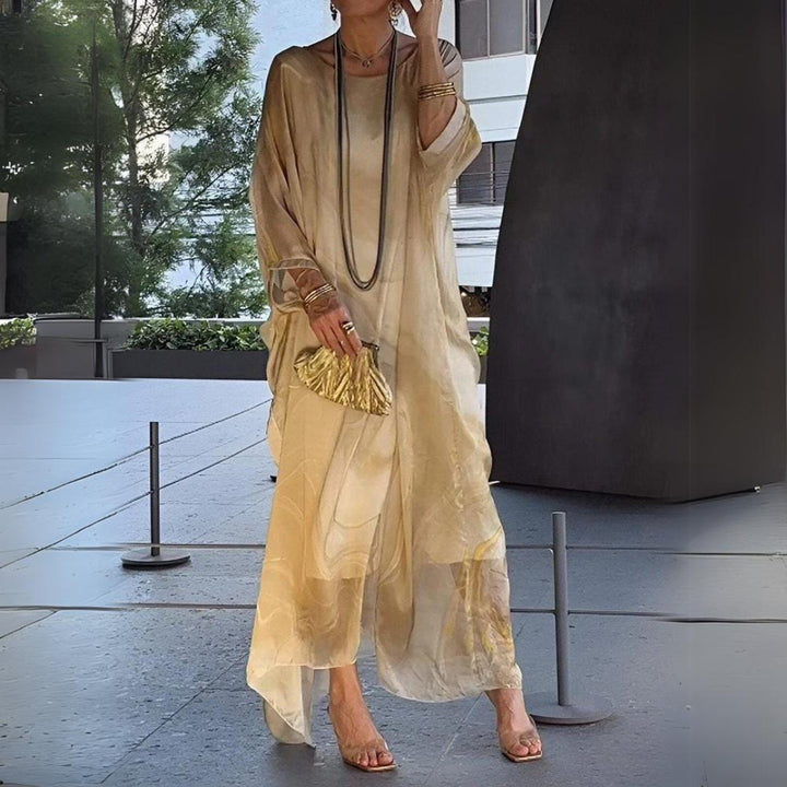 Sofia | Comfortable and Flowing Long Sleeved Maxi Dress