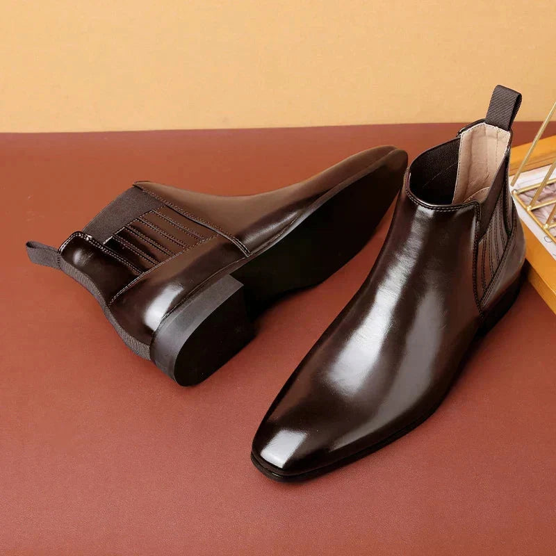 Madison | Lässige Chelsea-Stiefeletten mit spitzer Zehenpartie