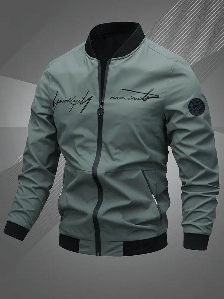 Oliver | Modern And Casual Athletic Bomber Jacket