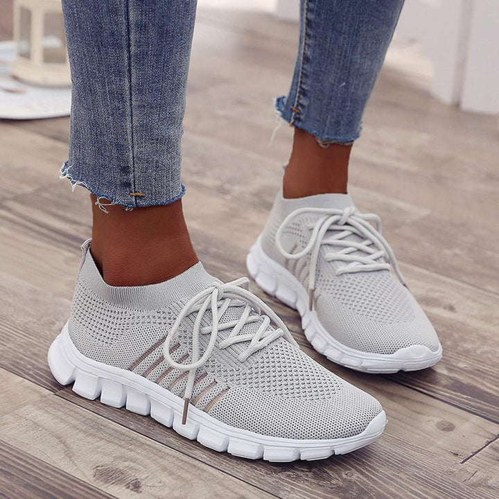 Luna | Lightweight And Breathable Orthopedic Flyknit Sneakers