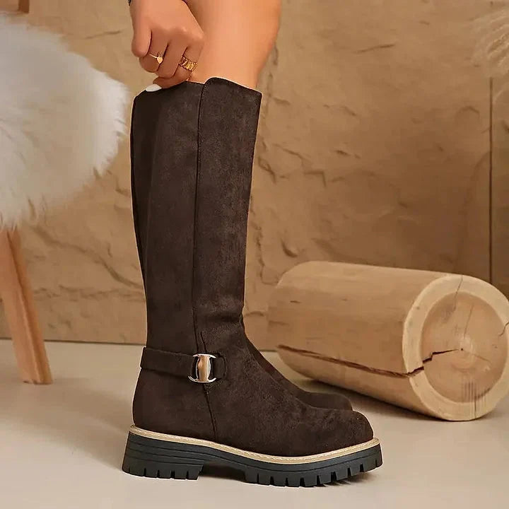 Clara | Elegante und vielseitige kniehohe Stiefel mit Schnallenakzent
