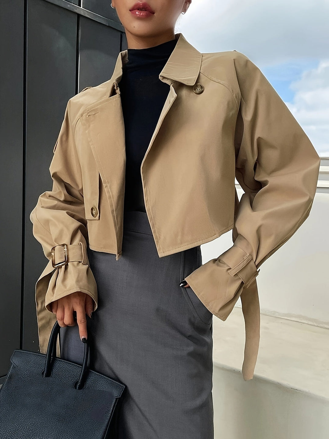 Sophie | Chic and Comfortable Short Trench Coat
