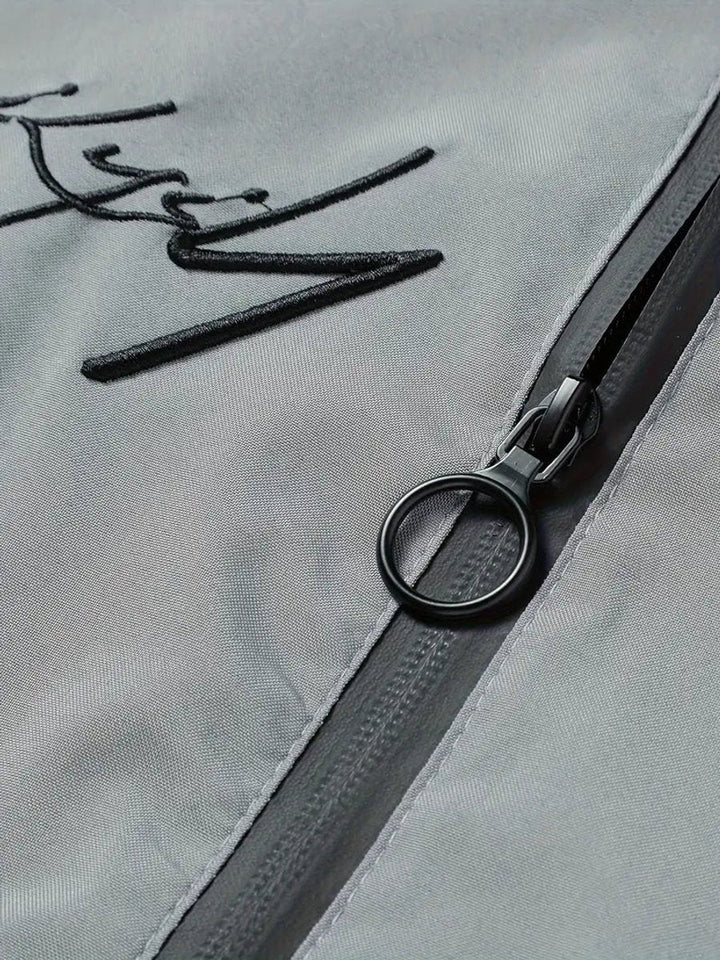 Oliver | Modern And Casual Athletic Bomber Jacket