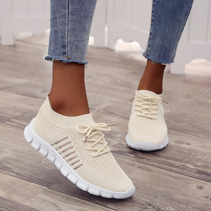 Luna | Lightweight And Breathable Orthopedic Flyknit Sneakers
