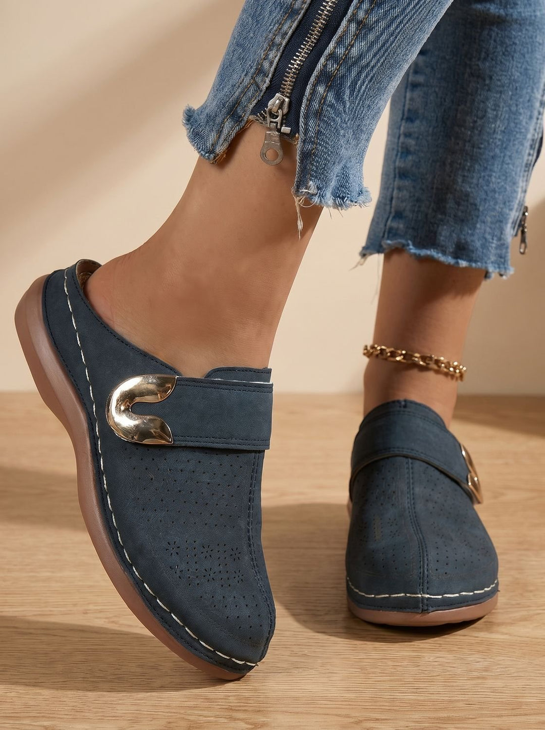 Leonie | Orthopedic Slip-On Clogs with Velcro for Women
