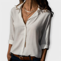 Angelika | Timeless And Comfortable Relaxed Button-Up Blouse