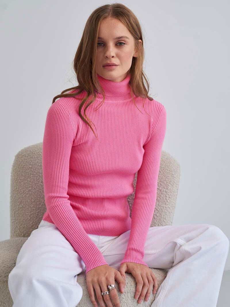 Jade | Classic Turtleneck Sweater – Versatile Cotton Style for Women