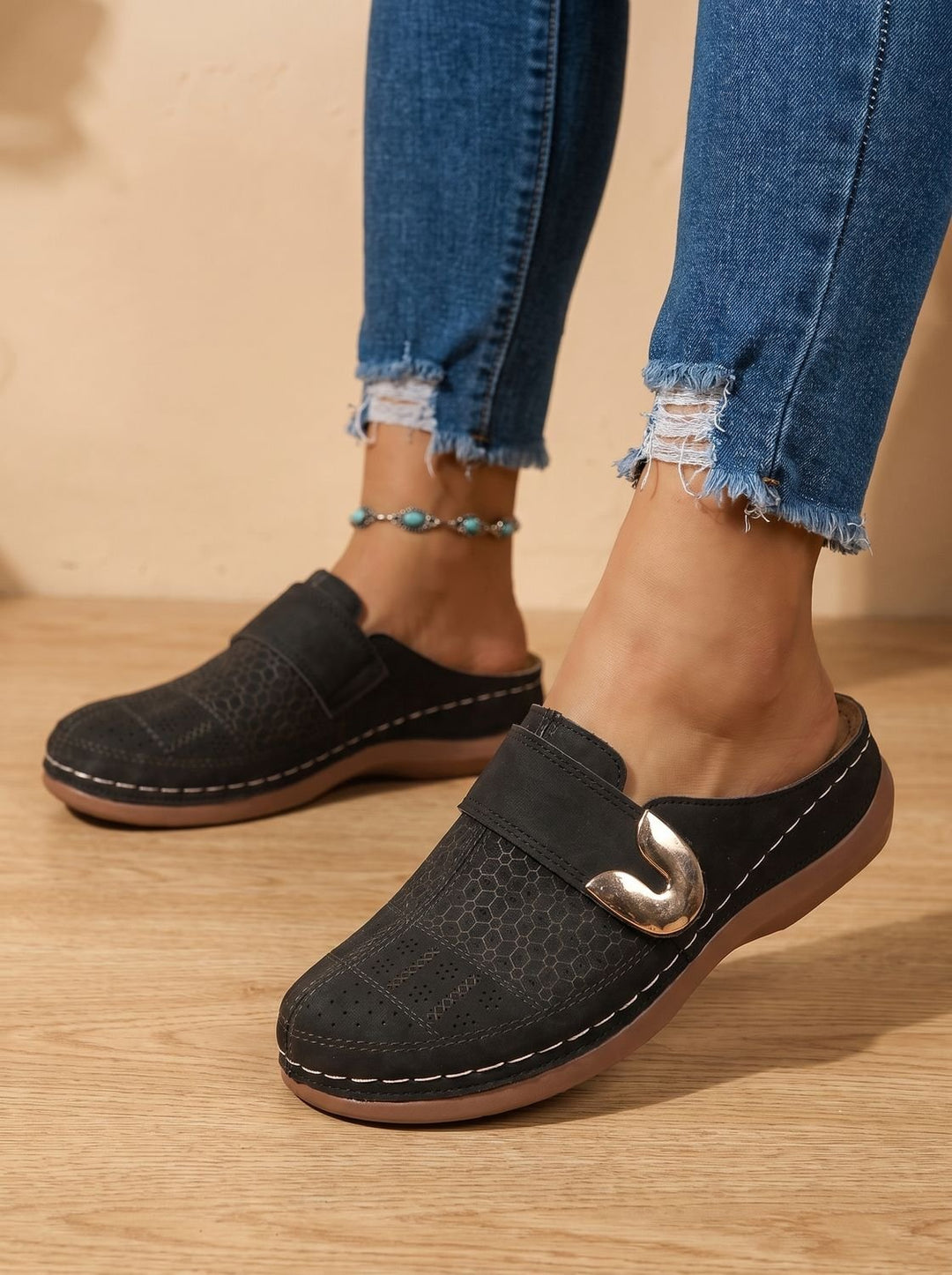 Leonie | Orthopedic Slip-On Clogs with Velcro for Women