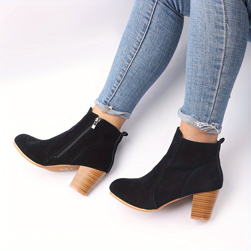 Isla | Vielseitige Ankle Boots in Velourslederoptik mit Blockabsatz