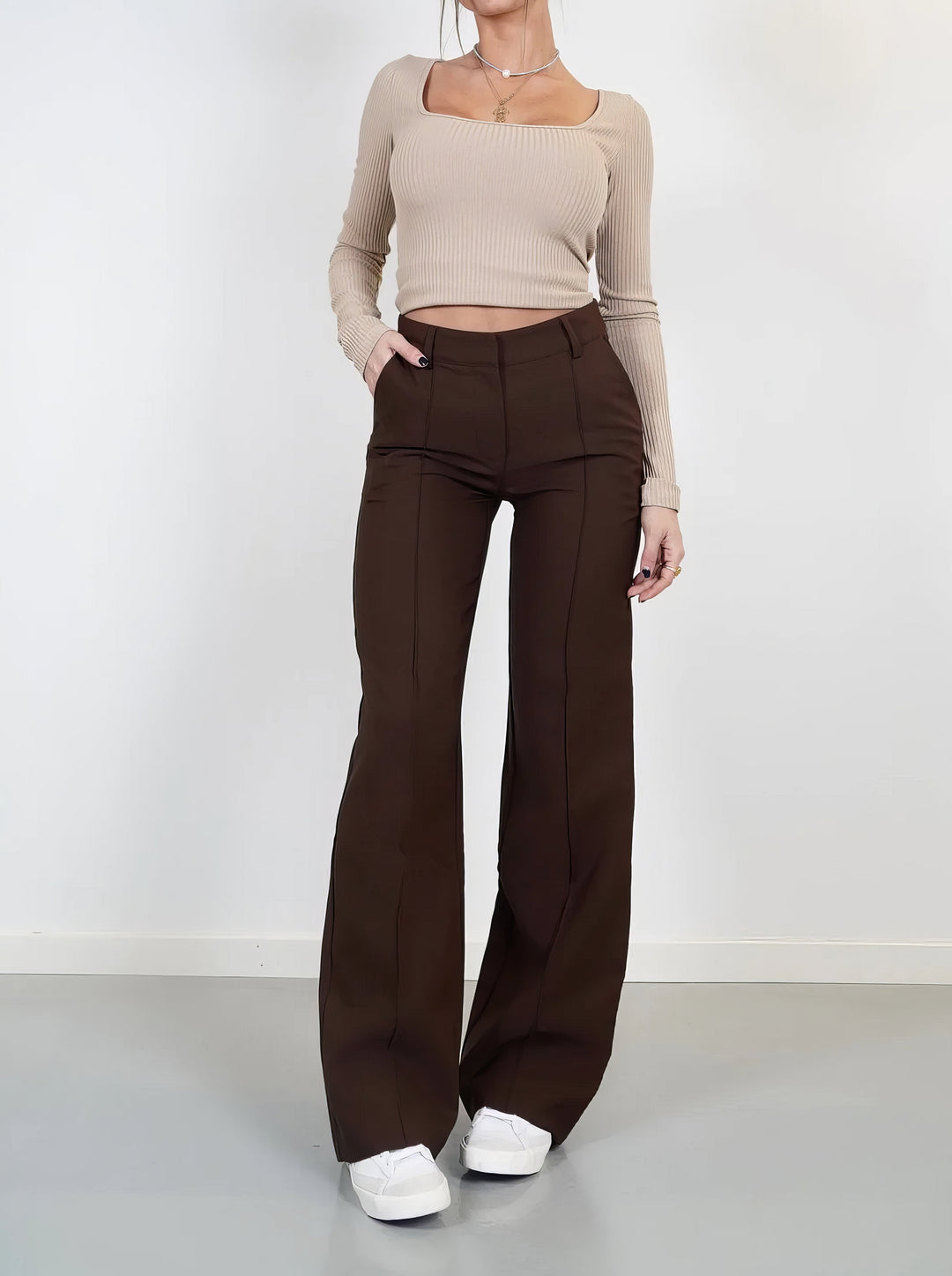 Chloe | Sophisticated And Relaxed Wide Leg Pants