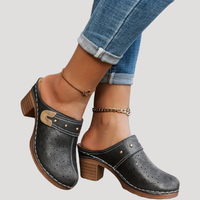 Emma | Classic and fashionable Block Heel Clogs