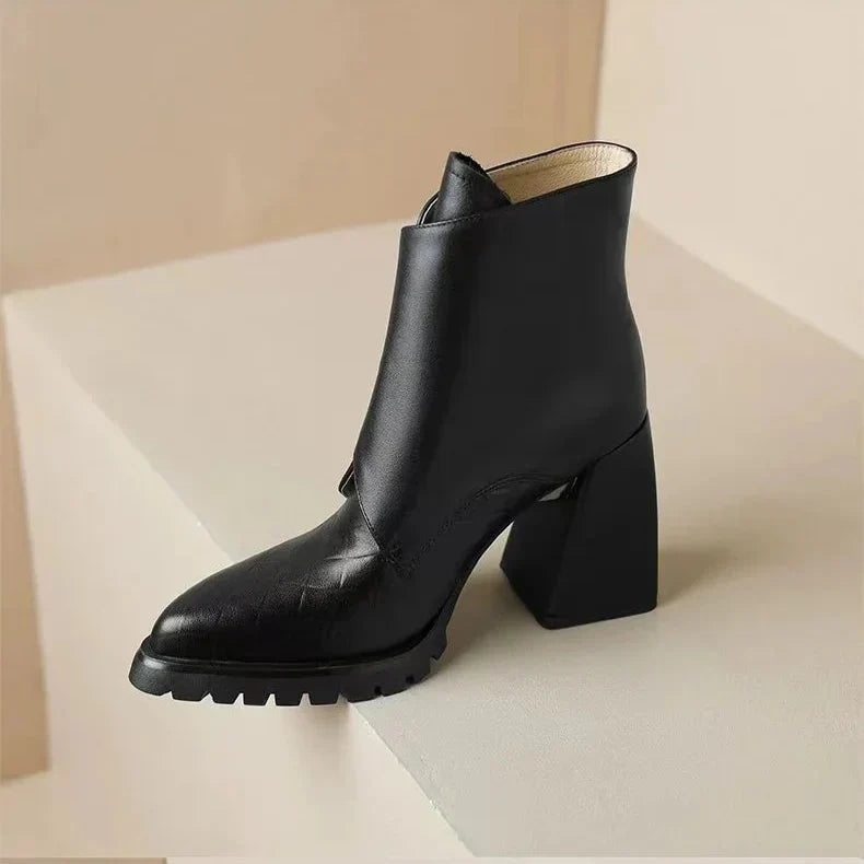 Amelia | Comfortable And Sophisticated chelsea boots With Heels 5