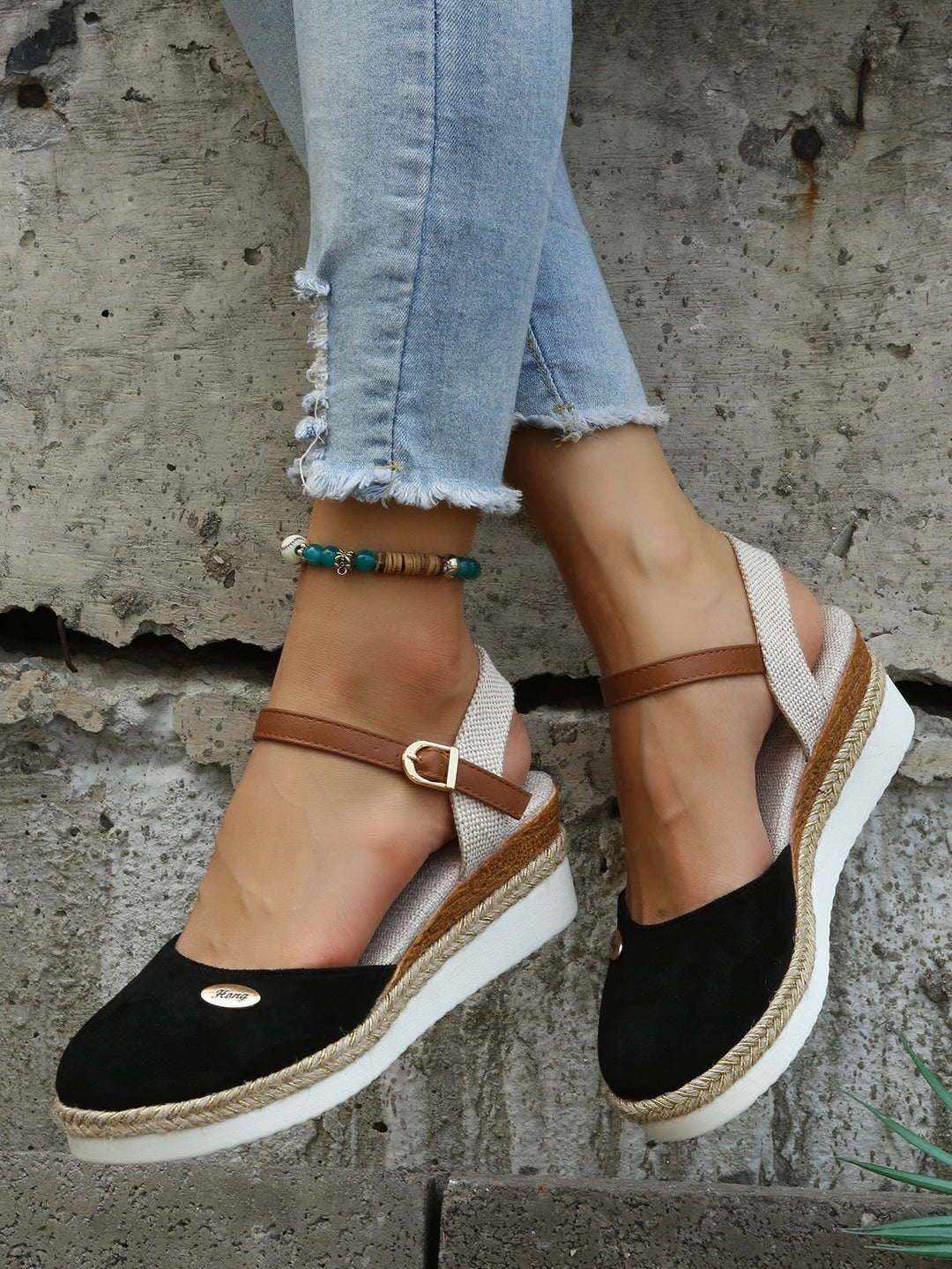 Brielle | Woven Orthopedic Sandals for Casual Elegance 4