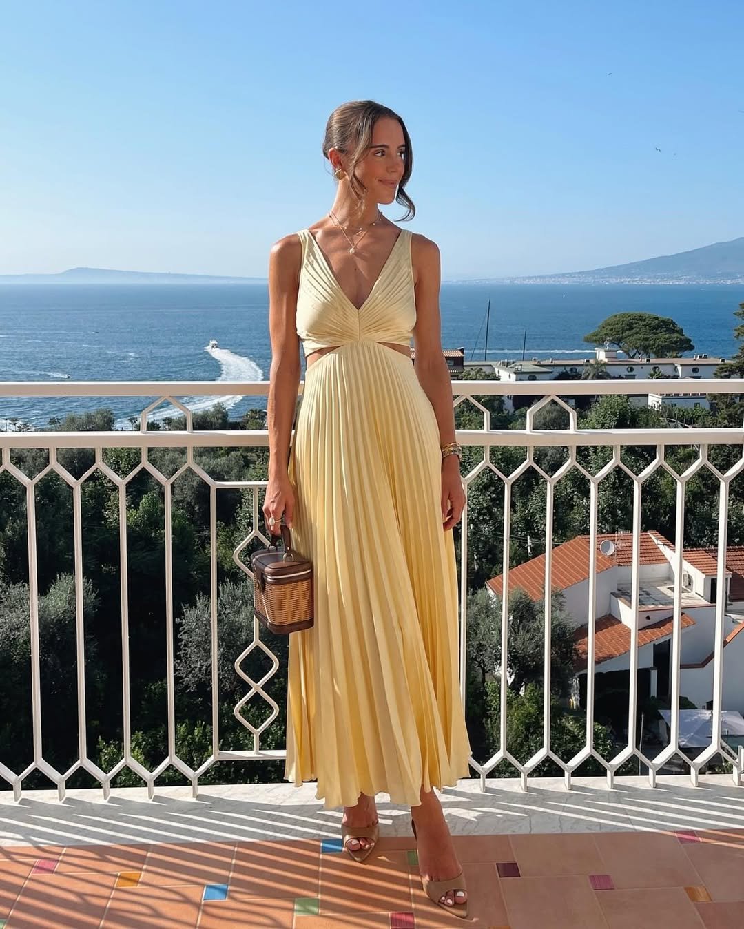 Charlotte | Chic Pleated Cut-Out Maxi Dress 1