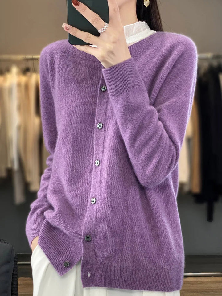Daisy | Timeless & Sophisticated Women's Buttoned Cardigan 4