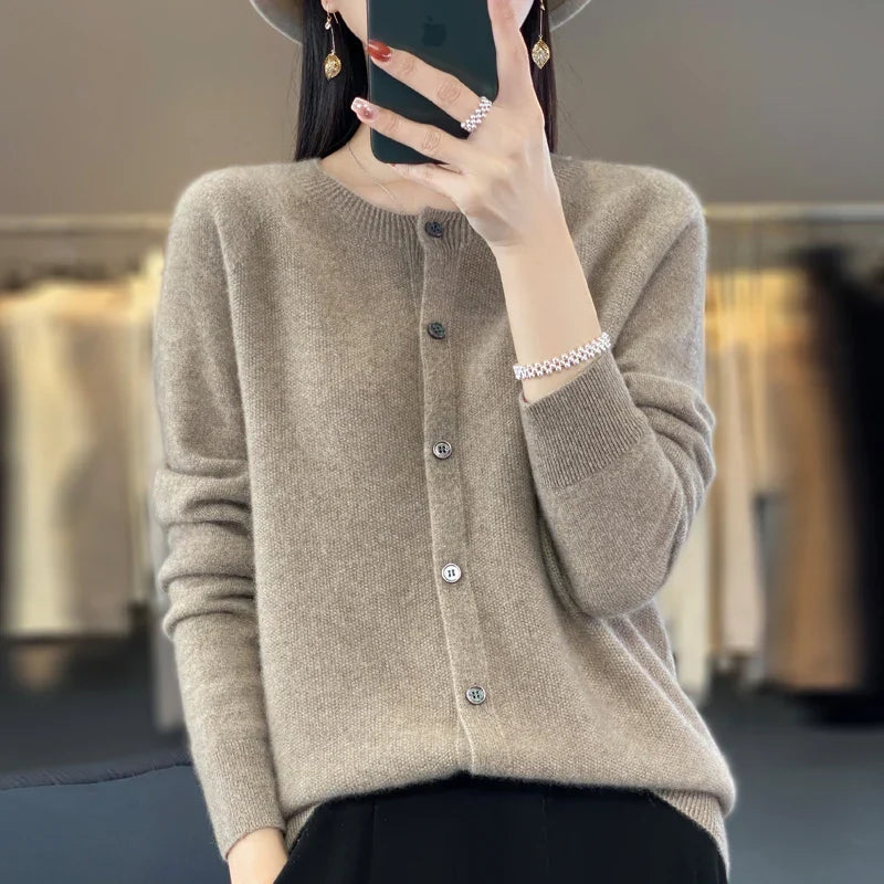 Daisy | Timeless & Sophisticated Women's Buttoned Cardigan 9