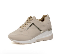 Amelia | Supportive And Stylish Orthopedic Sneakers