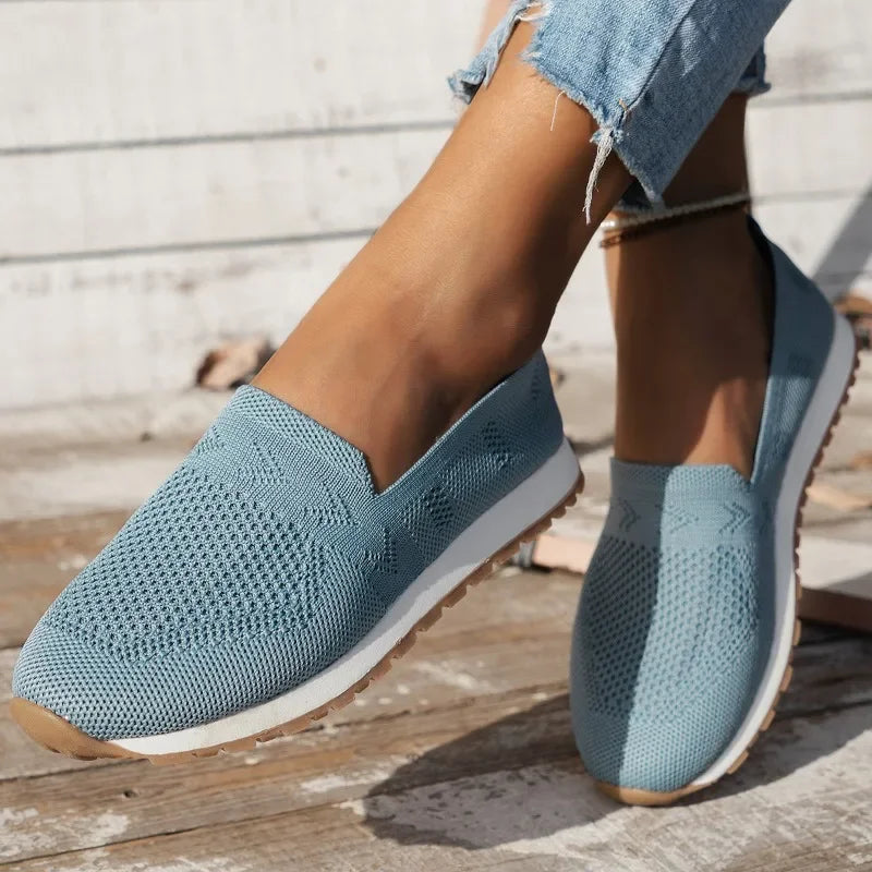 Erin | Orthopedic and trendy sneakers 3