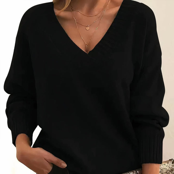 Grace | Luxurious V-Neck Cashmere Blend Knit Sweater 1