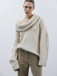 Elara | Oversized Strickpullover mit hohem Rollkragen