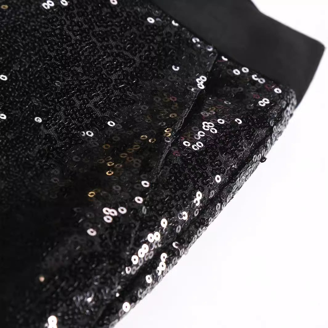 Leo | Eye-catching and glamorous sequin pants 4