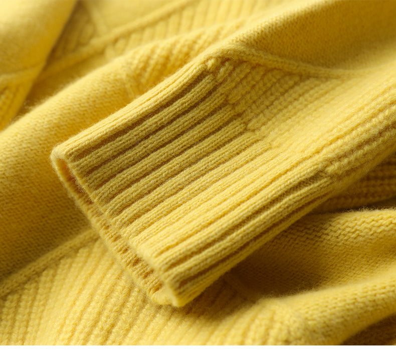 Lucy | Turtleneck Cashmere Sweater 8