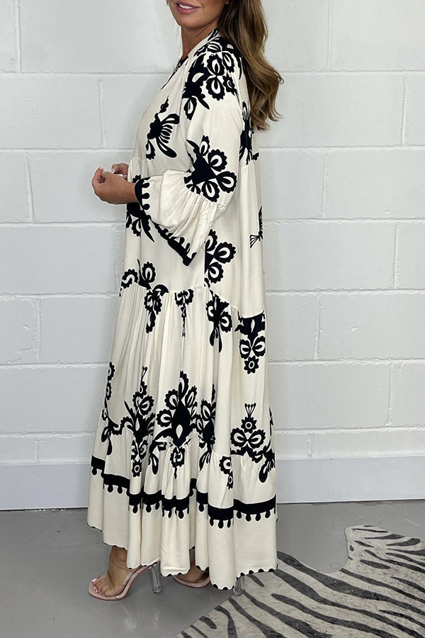 Luna | Enchanting Tiered Floral Maxi Dress 7