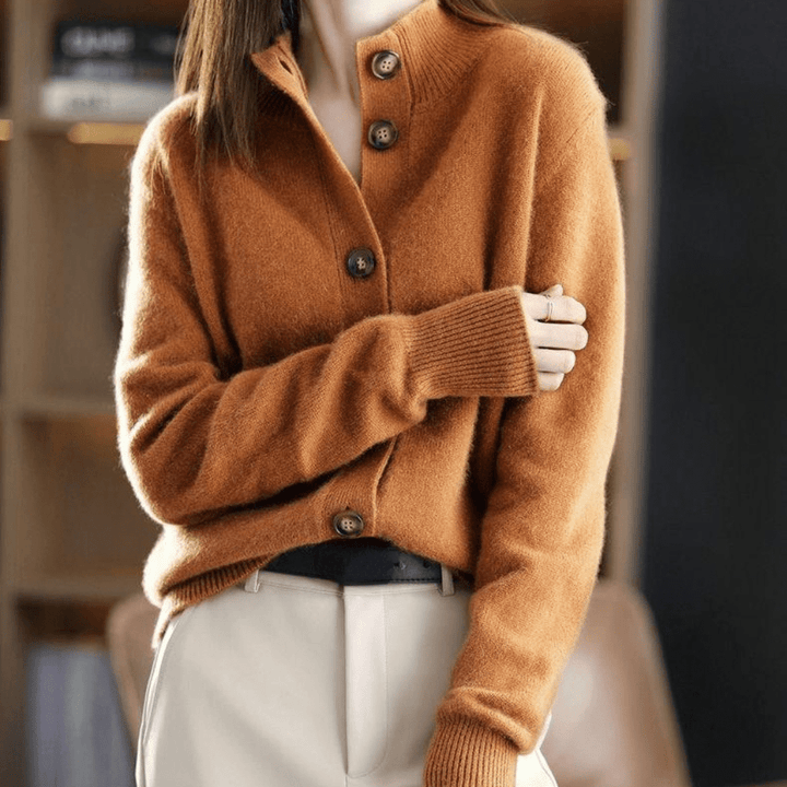 Luna | Luxury & Refined Women's Cashmere Cardigan 0