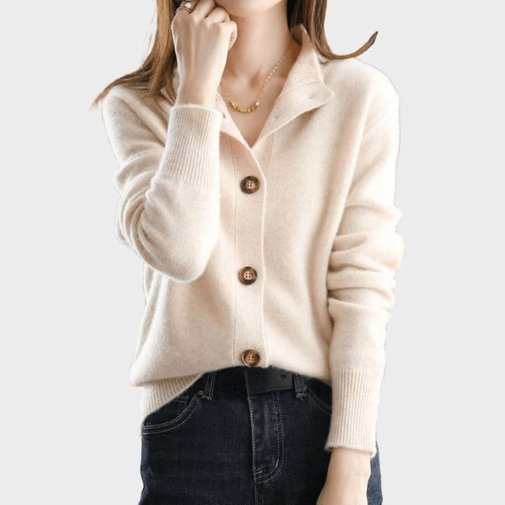 Luna | Luxury & Refined Women's Cashmere Cardigan 5