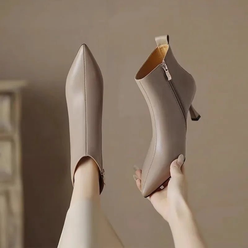 Maja | Luxe Kitten Boots 1