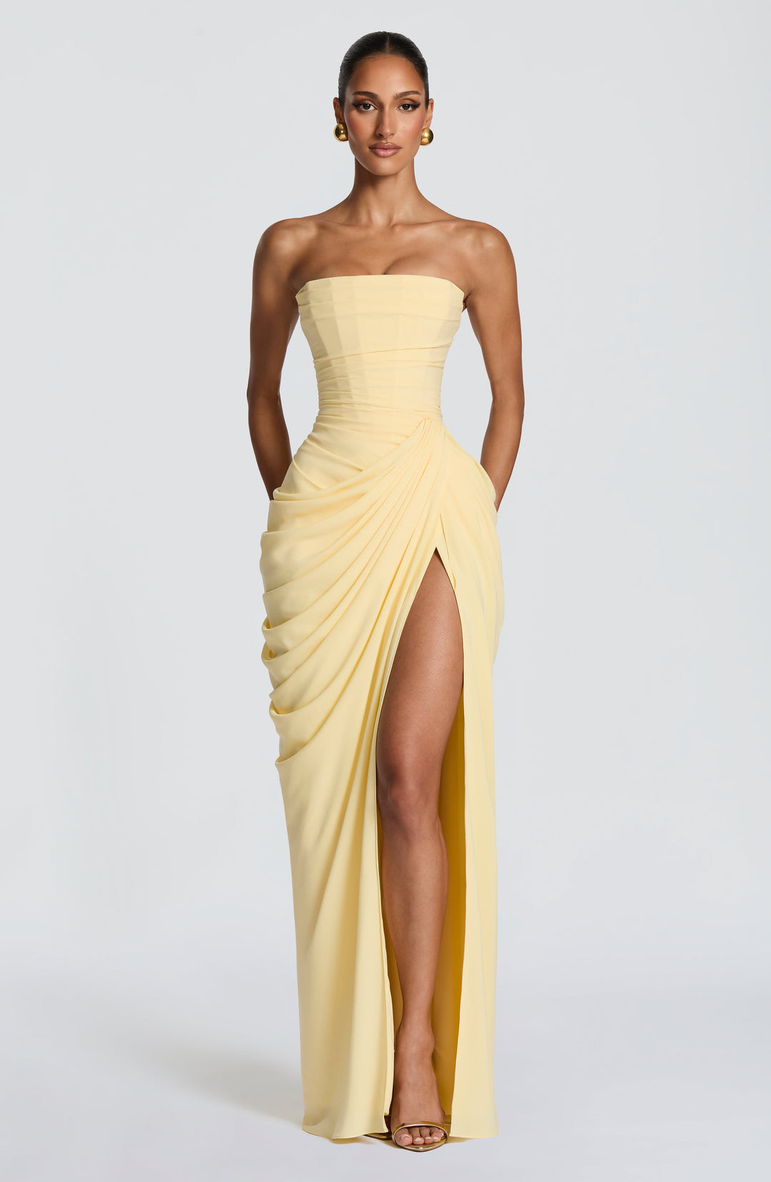 Mia | Elegant and strapless maxi dress 0