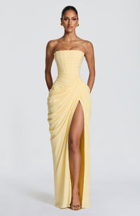 Claudia | Modernes und elegantes trägerloses Maxikleid