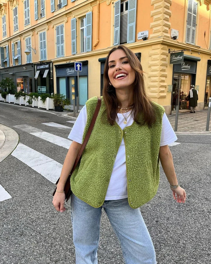 Olivia | Elegant and comfortable fleece vest 3