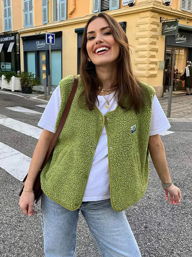 Olivia | Elegant and comfortable fleece vest 7