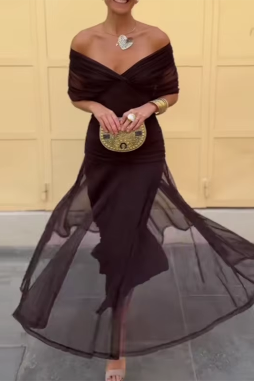 Sarina | Elegant Maxi Dress with Sleeves – Flowy Long Dress for Women 11