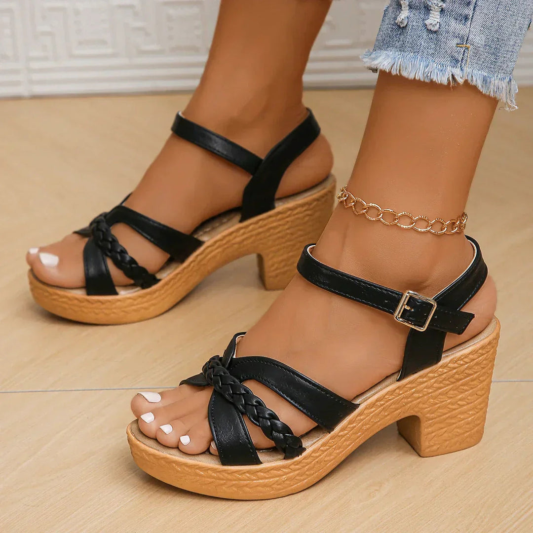Senna | Orthopedic Fashion Sandals 0