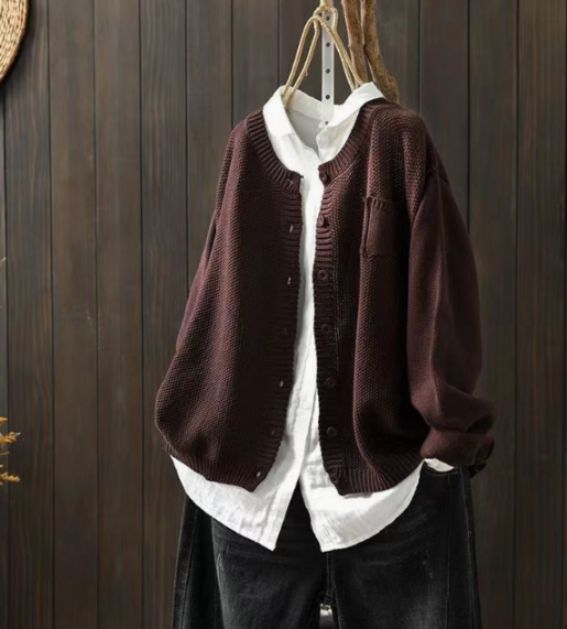 Sophie | Relaxed & Sophisticated Women's Cardigan 1