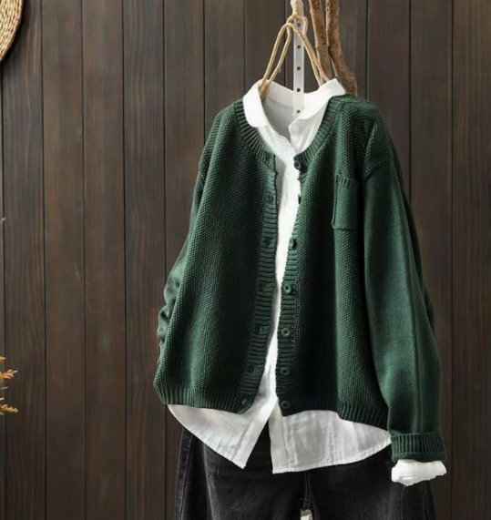 Sophie | Relaxed & Sophisticated Women's Cardigan 2