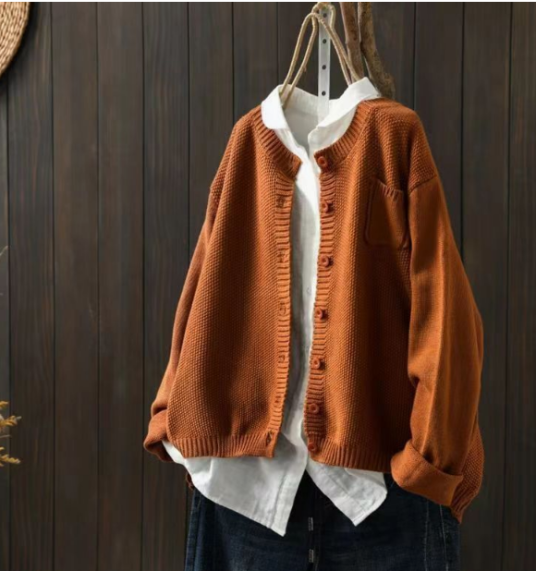 Sophie | Relaxed & Sophisticated Women's Cardigan 4