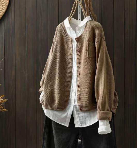 Sophie | Relaxed & Sophisticated Women's Cardigan 5