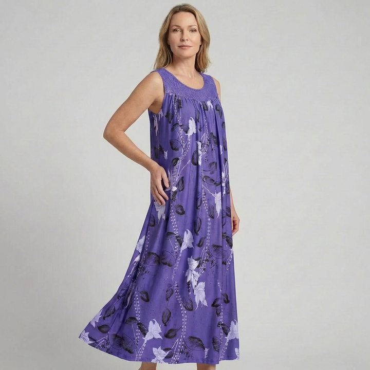 Yvonne | Vibrant and Elegant Floral Lace Maxi Dress 3