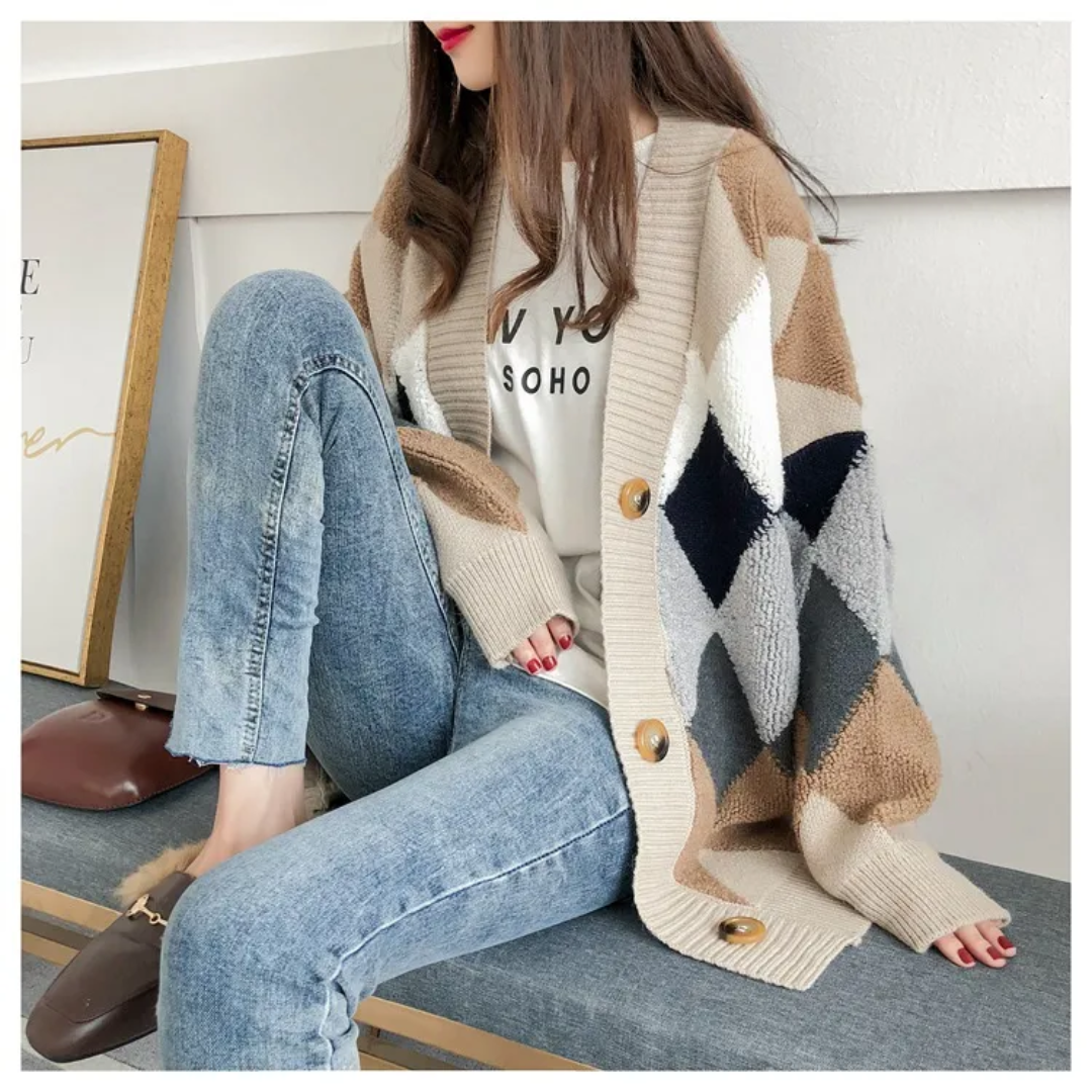 Mila | Oversized and Cozy Buttoned Knit Cardigan
