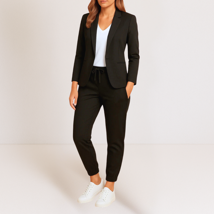 Amelia | Modern And Comfortable Blazer and Jogger Set