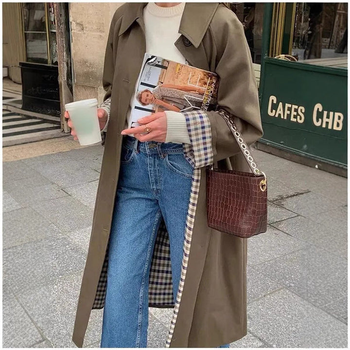 Harper | Comfortable And Chic Oversized Check Trench Coat