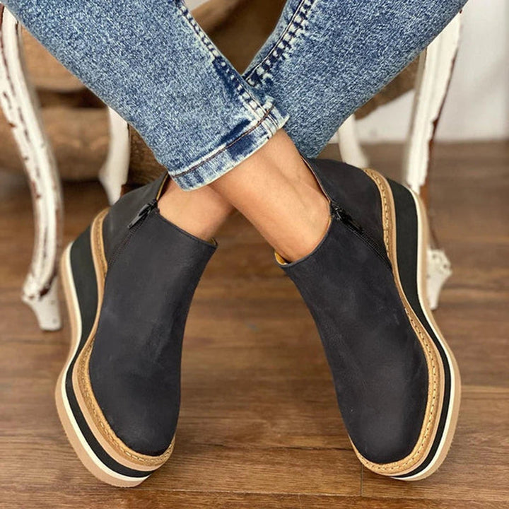 Zara | Bequeme Ankle Boots mit retro-inspiriertem Keilabsatz und Plateau