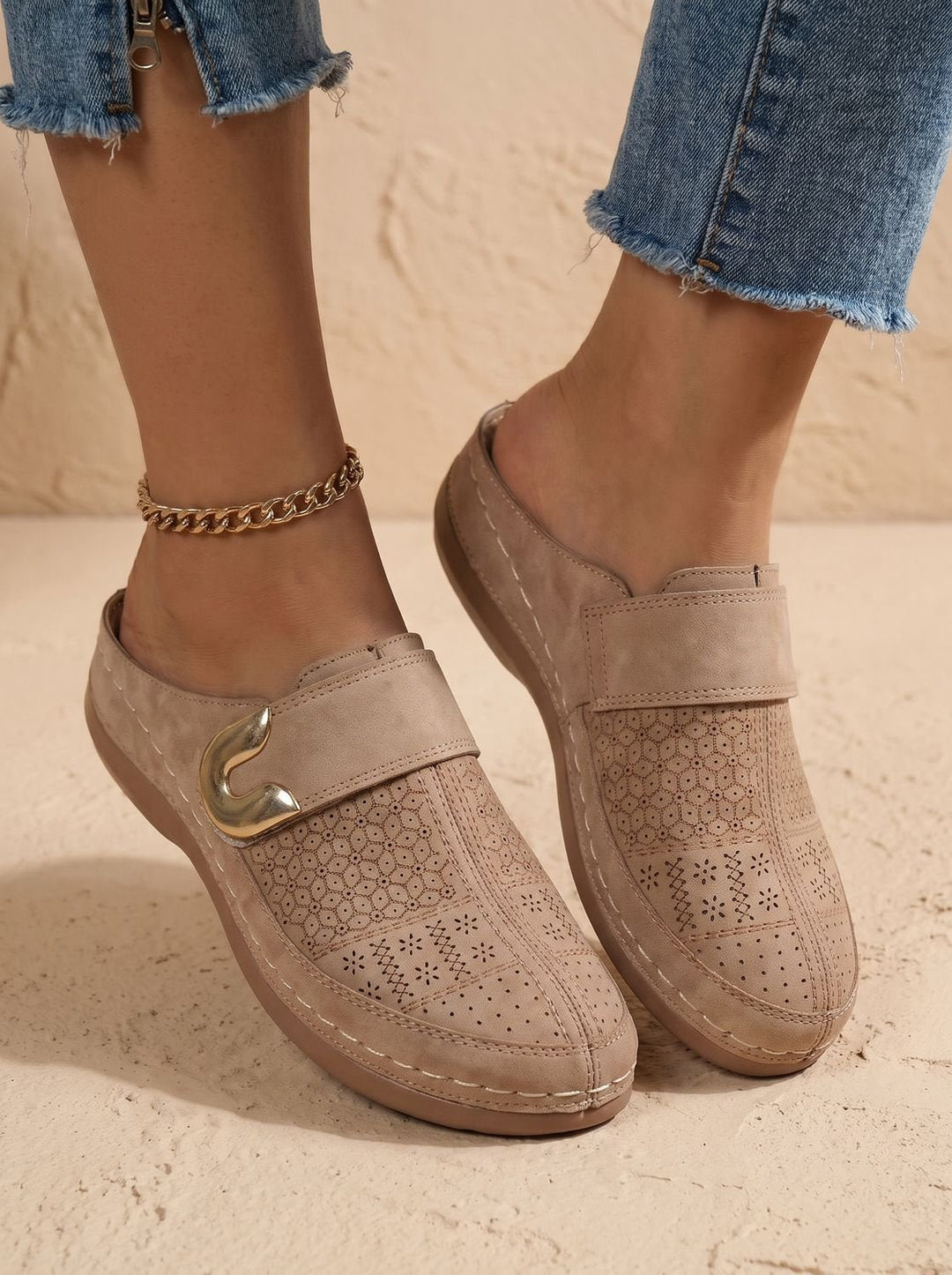 Leonie | Orthopedic Slip-On Clogs with Velcro for Women