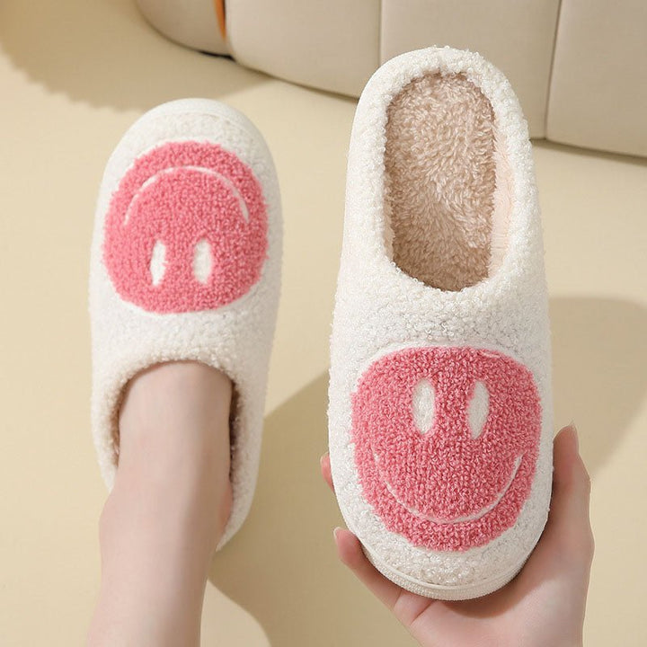 Caron | Unisex Slippers – Cozy Smiley Design for Home Use