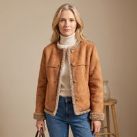 Lisa | Elegante und kuschelige kurze Jacke aus Kunstveloursleder mit Lammfell